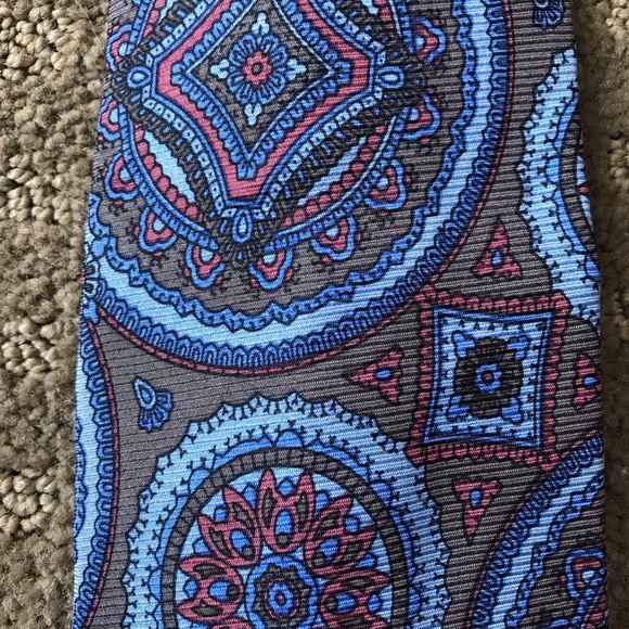 Guy laroche- couture all silk tie blue NWOT - Picture 2 of 4